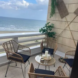 Lazuli Sea View Beachfront Ap 253 Apartament